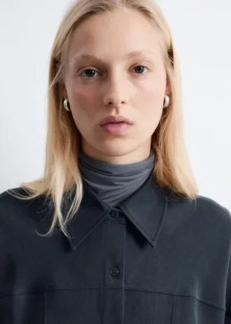 Balloon-Sleeved Tapered Shirt
