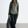 Balloon-Sleeved Tapered Shirt