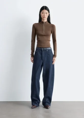 Barrel-Leg Jeans