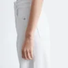 Barrel-Leg Jeans