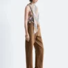 Barrel-Leg Jeans