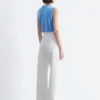 Barrel-Leg Jeans