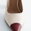 Colour-Blocked Leather Pumps