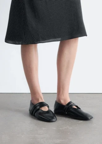 Cross-Strap Leather Ballet Flats