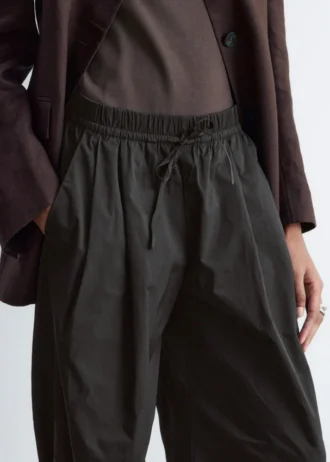 Drawstring Barrel Leg Trousers
