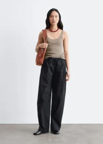 Knitted Scoop-Neck Tank Top