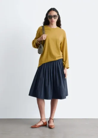 Leather Cross-Strap Ballet Flats