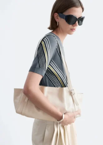 Low-profile Leather Shoulder Bag