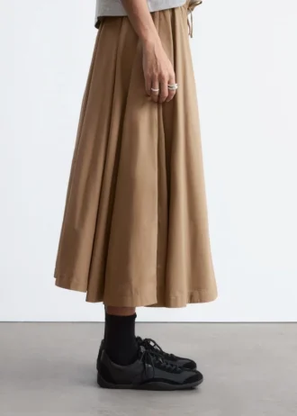 Minimal Leather Sneakers