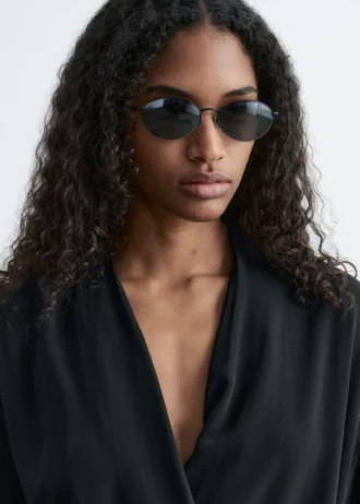 Round Wire-Frame Sunglasses