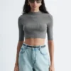 Slim-Fit Cropped T-Shirt
