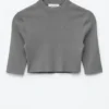 Slim-Fit Cropped T-Shirt