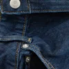 Tapered Jeans