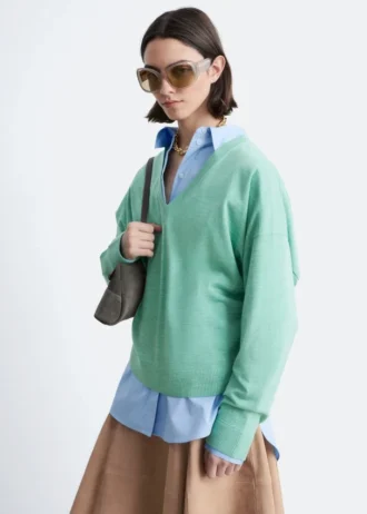 v neck merino wool jumper 1 2 330x462 - V-Neck Merino Wool Jumper
