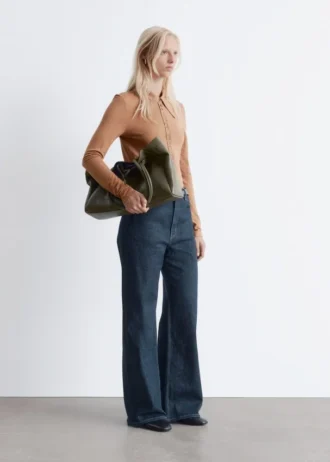 Wide-Leg Jeans