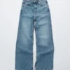 Wide-Leg Jeans
