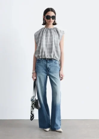 Wide-Leg Jeans