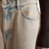Wide-Leg Jeans