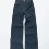 Wide-Leg Jeans