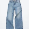 Wide-Leg Jeans