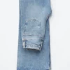Wide-Leg Jeans