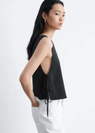 Woven Bib Collar